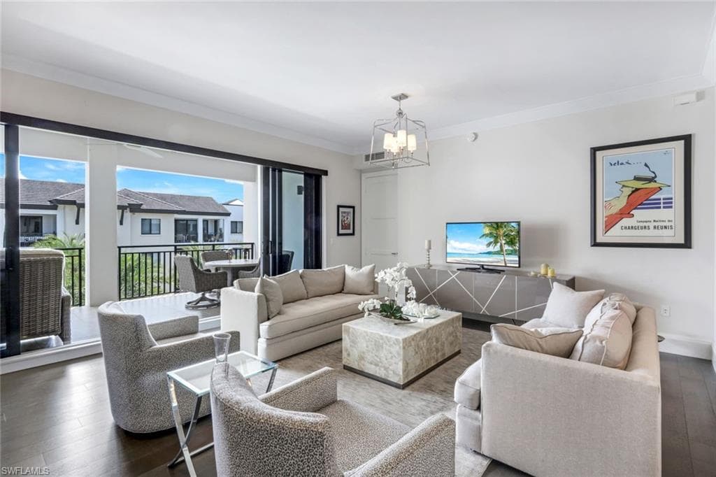 1035 3rd Ave S 508, Naples, FL 34102-8