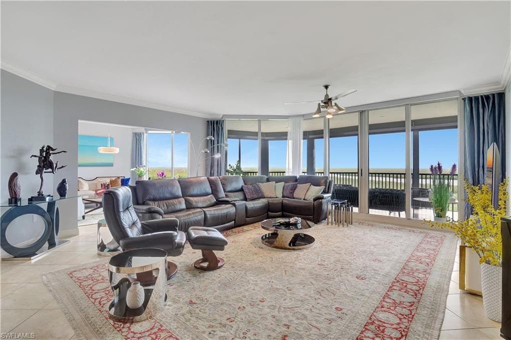 1050 Borghese Ln 801, Naples, FL 34114-4