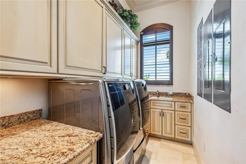1547 Caxambas Ct, Marco Island, FL 34145-31