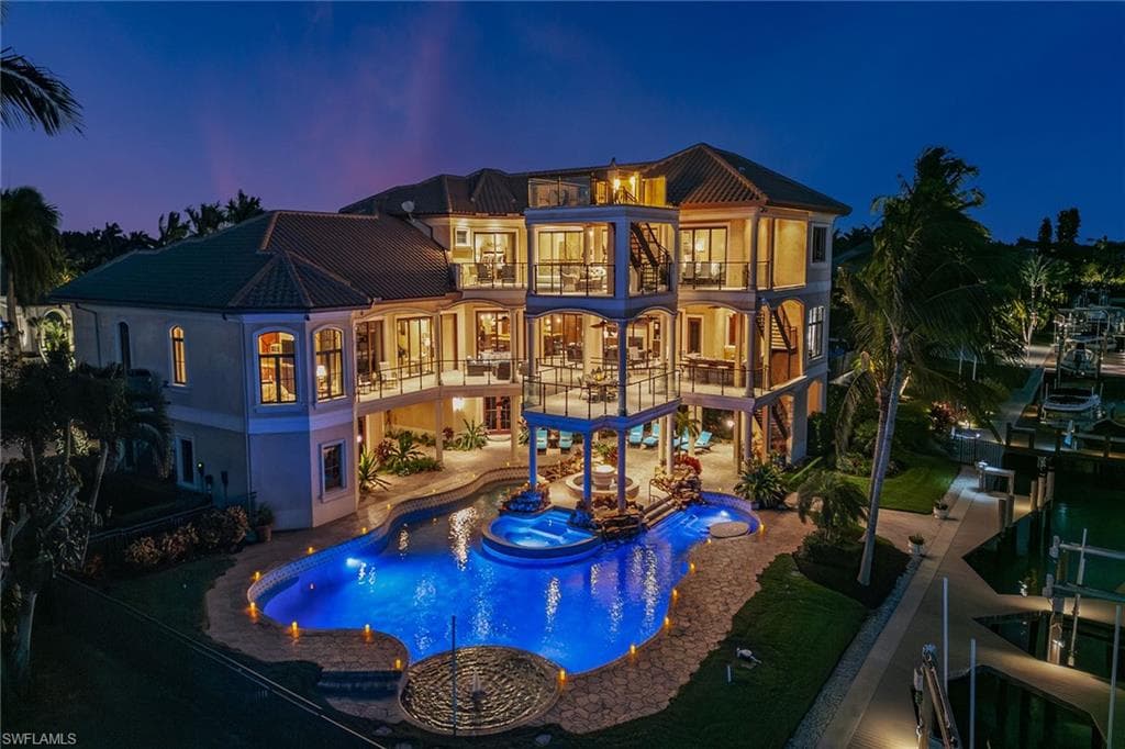 1547 Caxambas Ct, Marco Island, FL 34145-3