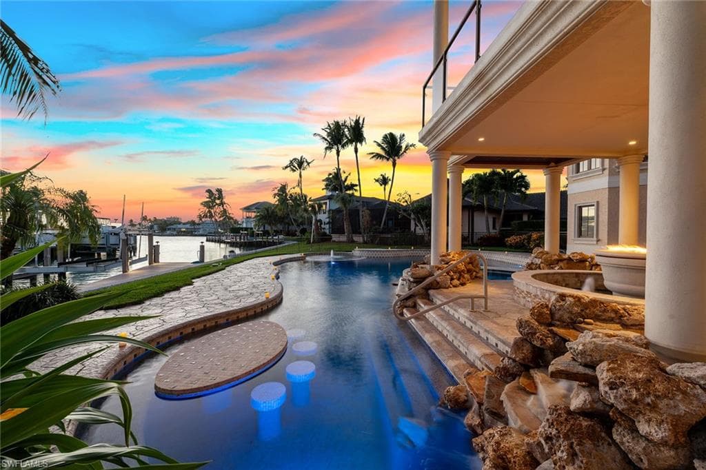 1547 Caxambas Ct, Marco Island, FL 34145-5