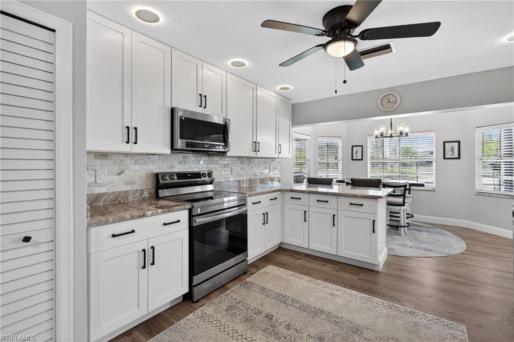 24769 Paradise Rd, Bonita Springs, FL 34135-9