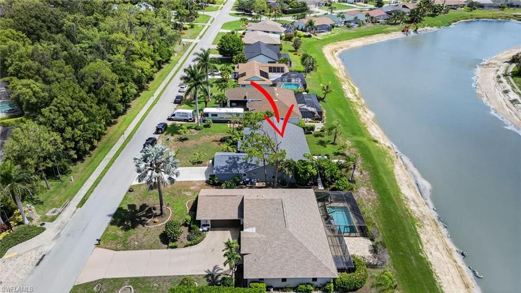 24769 Paradise Rd, Bonita Springs, FL 34135-32