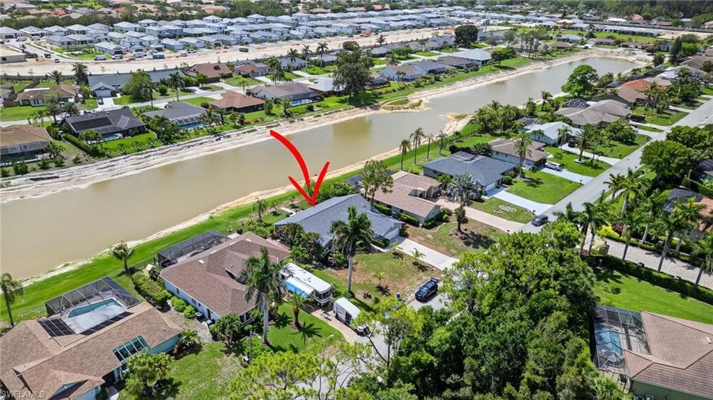 24769 Paradise Rd, Bonita Springs, FL 34135-36