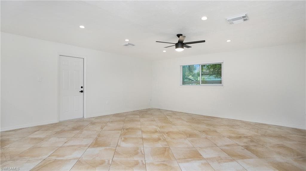 3148 Apache St, Fort Myers, FL 33916-16