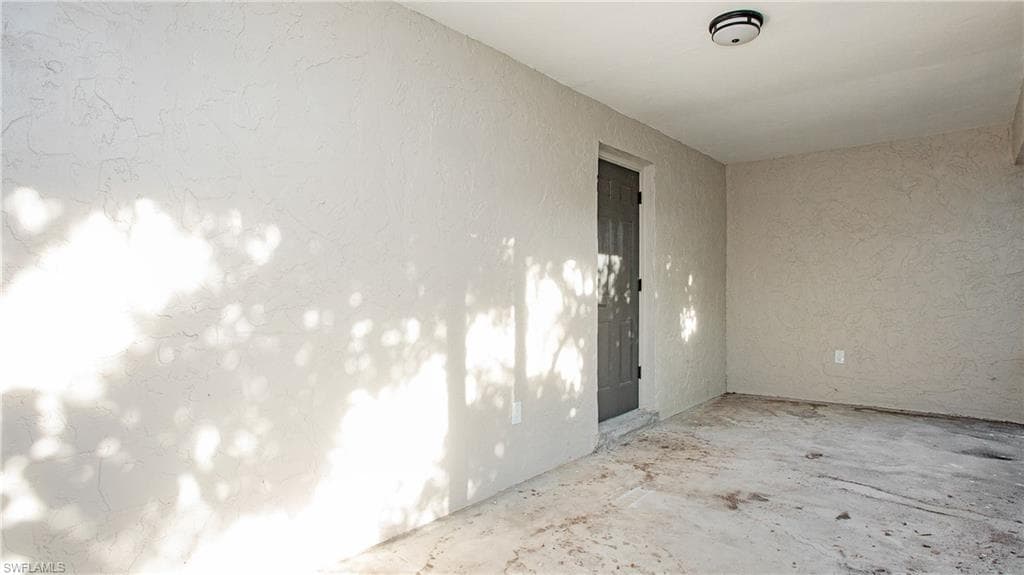 3148 Apache St, Fort Myers, FL 33916-31