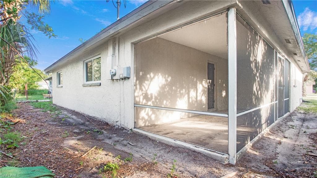 3148 Apache St, Fort Myers, FL 33916-32