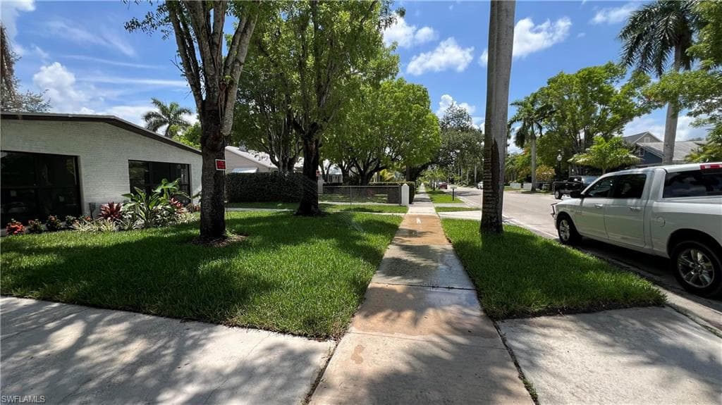2615/2617 Michigan Ave, Fort Myers, FL 33916-14