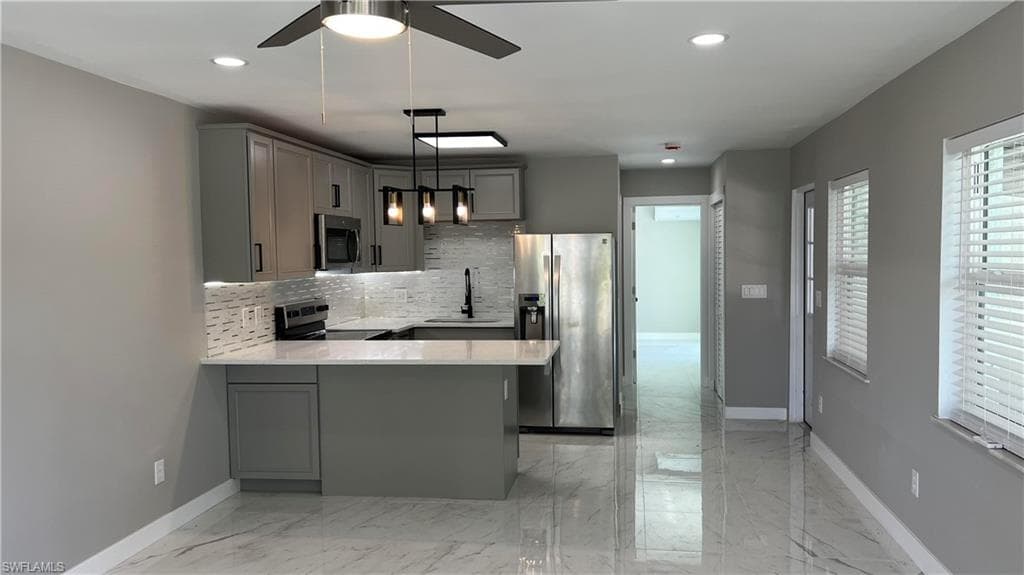 2615/2617 Michigan Ave, Fort Myers, FL 33916-2