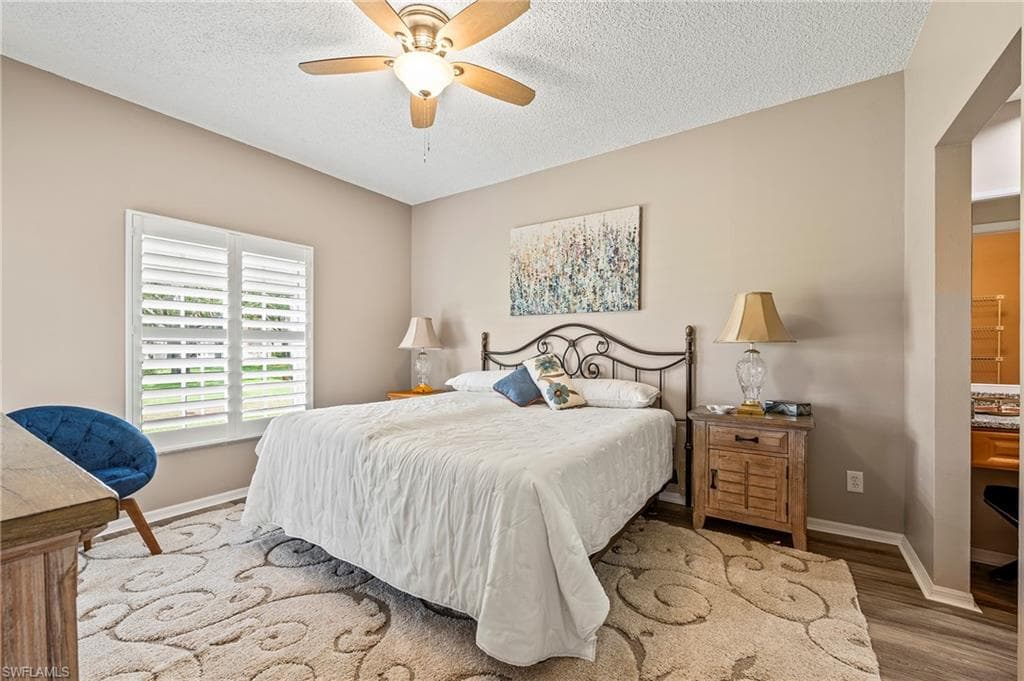 529 Mardel Dr 304, Naples, FL 34104-24
