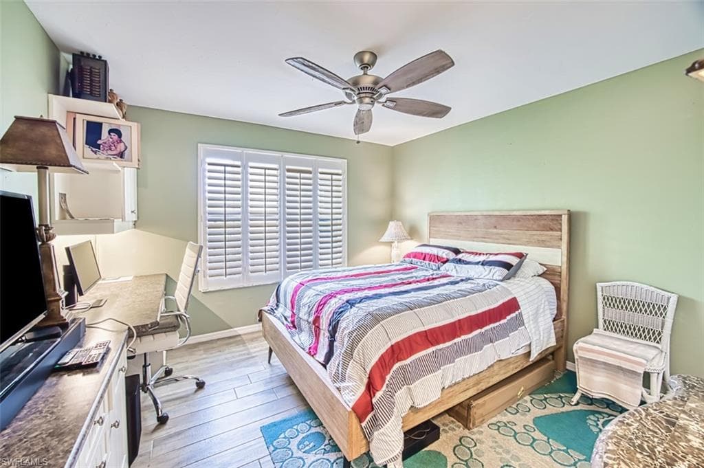 360 Horse Creek Dr 308, Naples, FL 34110-17