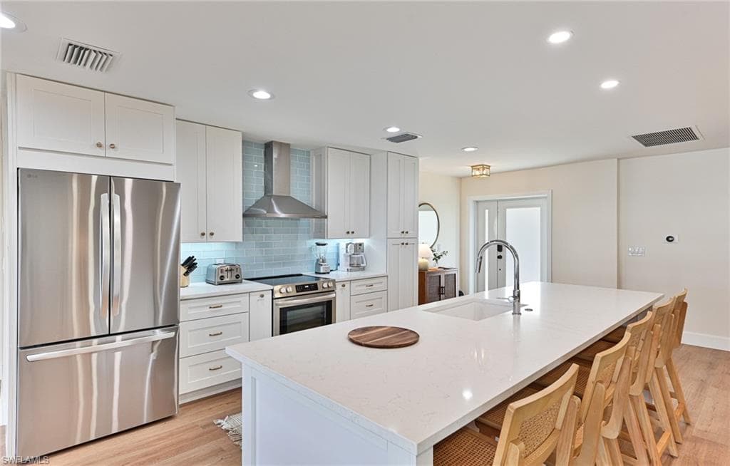 8 Palmview Blvd, Fort Myers Beach, FL 33931-16