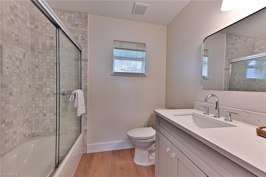 8 Palmview Blvd, Fort Myers Beach, FL 33931-33