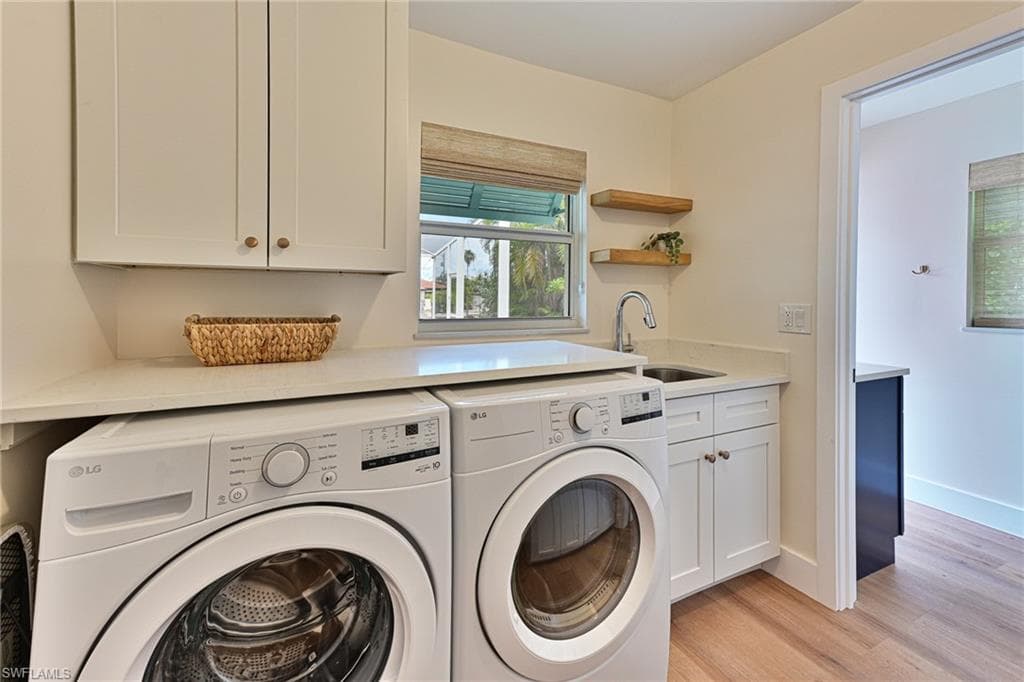 8 Palmview Blvd, Fort Myers Beach, FL 33931-34