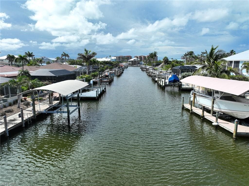 8 Palmview Blvd, Fort Myers Beach, FL 33931-45