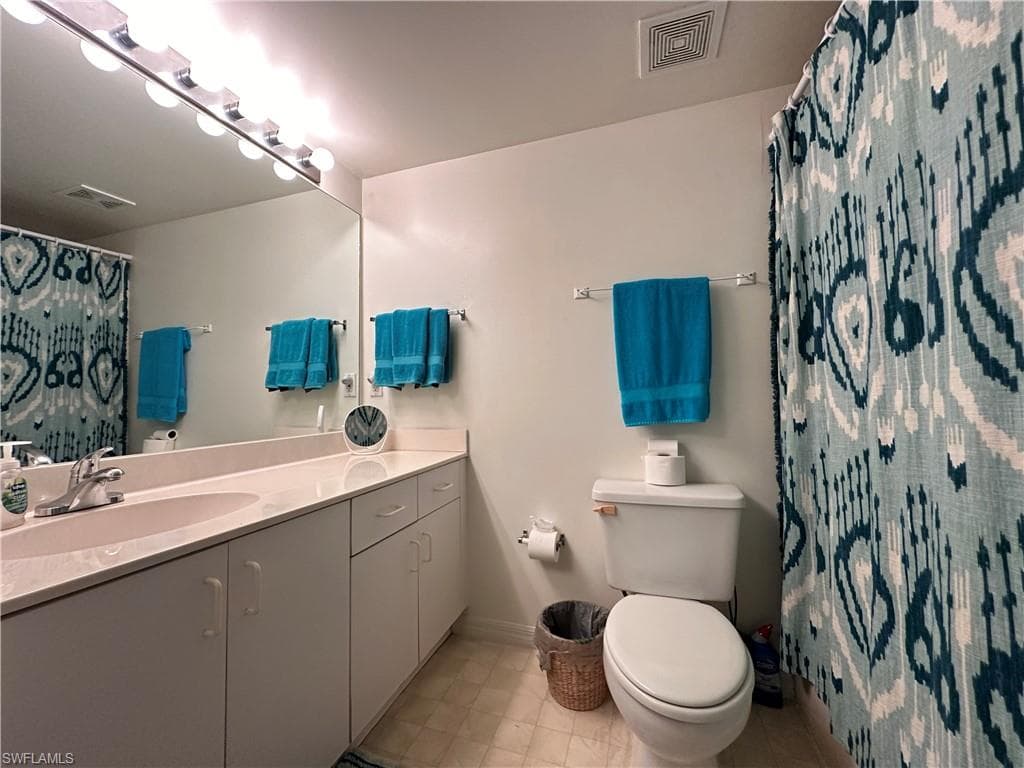 481 Quail Forest Blvd B302, Naples, FL 34105-12