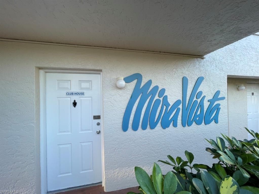 481 Quail Forest Blvd B302, Naples, FL 34105-18