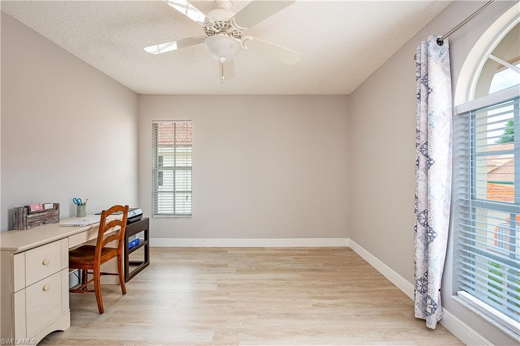 648 Mardel Ct 710, Naples, FL 34104-12