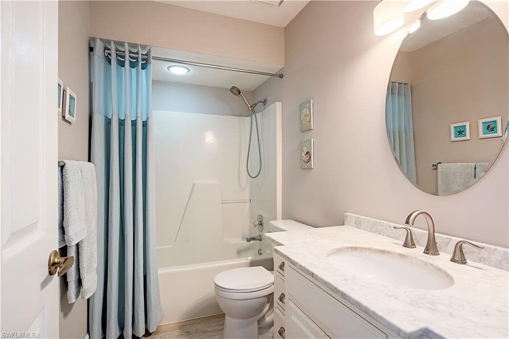 648 Mardel Ct 710, Naples, FL 34104-13