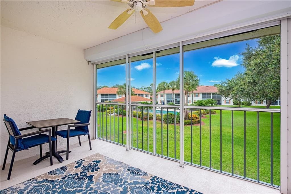 648 Mardel Ct 710, Naples, FL 34104-1