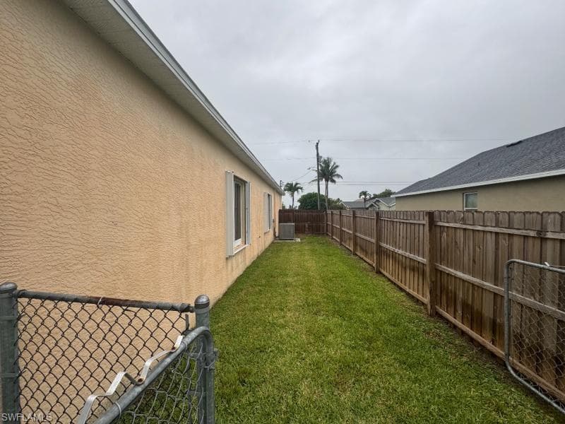 3828 3rd Ave, Cape Coral, FL 33914-19
