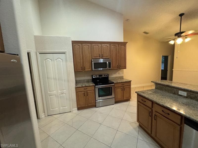 3828 3rd Ave, Cape Coral, FL 33914-7