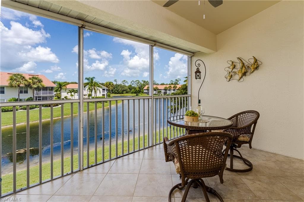 5035 Cedar Springs Dr 202, Naples, FL 34110-15
