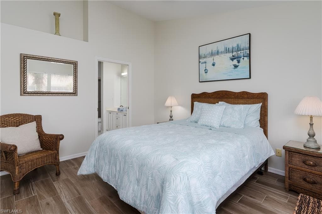 5035 Cedar Springs Dr 202, Naples, FL 34110-18