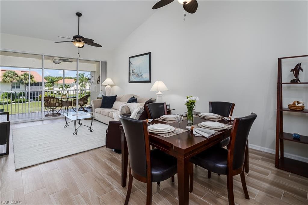 5035 Cedar Springs Dr 202, Naples, FL 34110-8