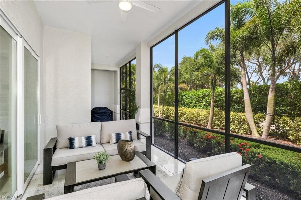 605 El Camino Real 102, Naples, FL 34119-20
