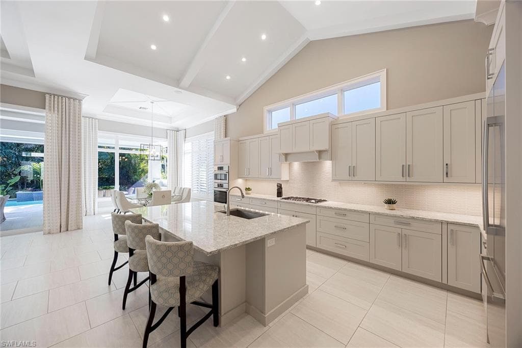 6818 Mangrove Ave, Naples, FL 34109-12