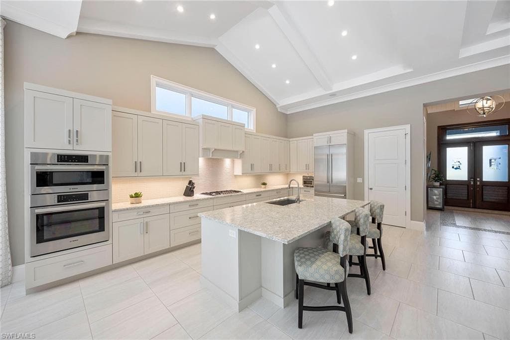 6818 Mangrove Ave, Naples, FL 34109-14