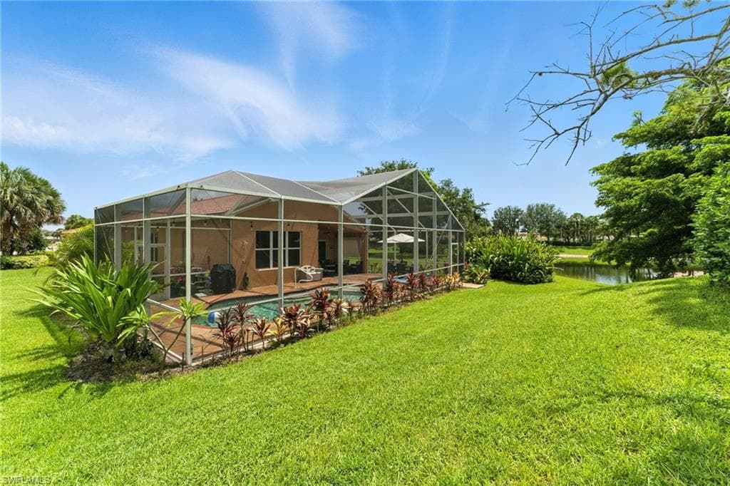 2085 Painted Palm Dr, Naples, FL 34119-1