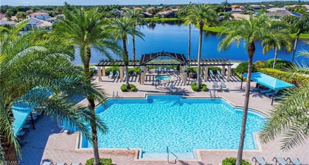 2085 Painted Palm Dr, Naples, FL 34119-38