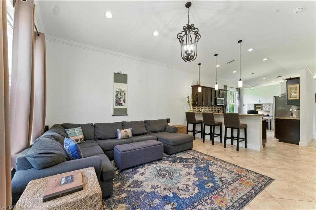 2085 Painted Palm Dr, Naples, FL 34119-6