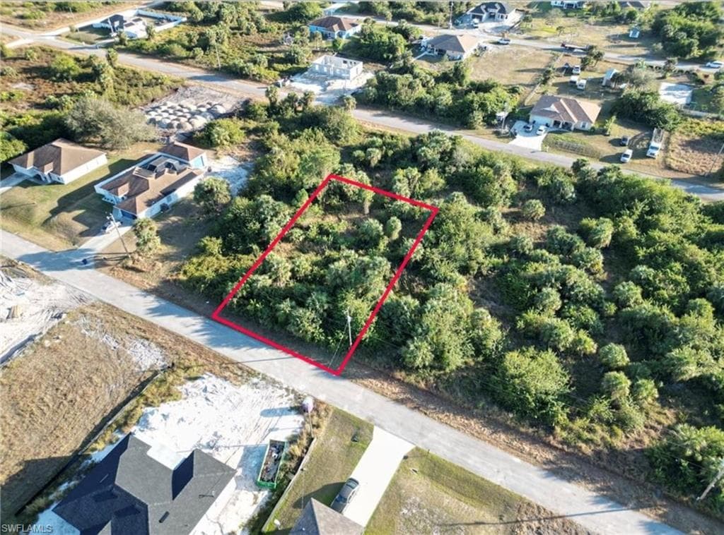 724 Cane St E, Lehigh Acres, FL 33974-6