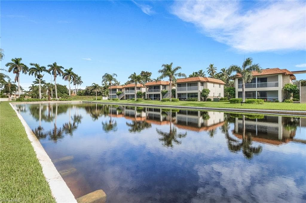1155 Sandpiper St D4, Naples, FL 34102-13