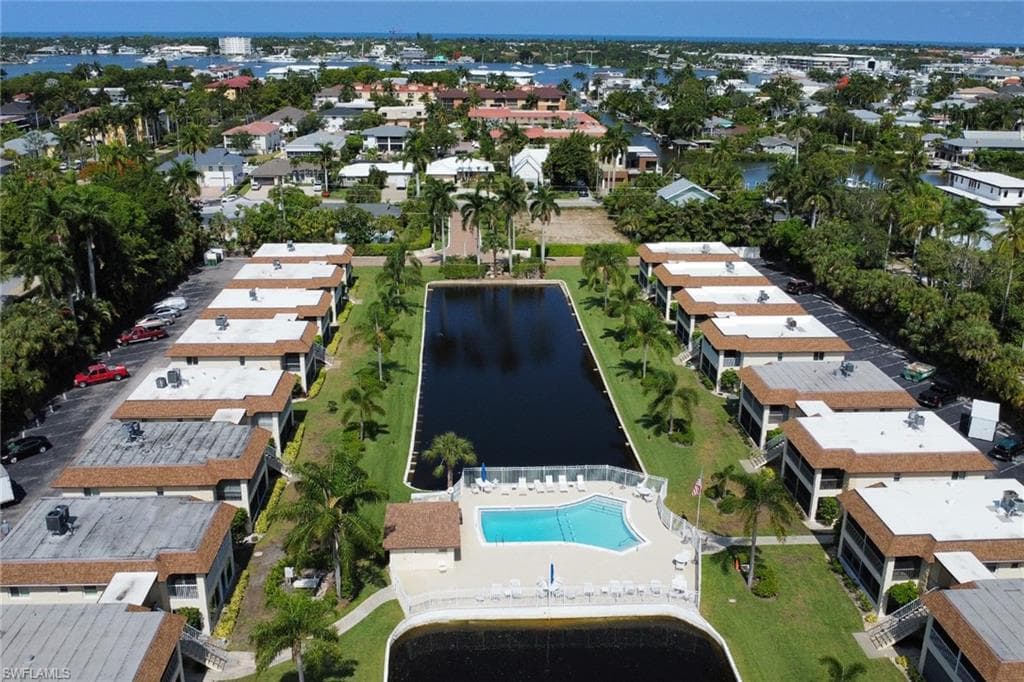 1155 Sandpiper St D4, Naples, FL 34102-25