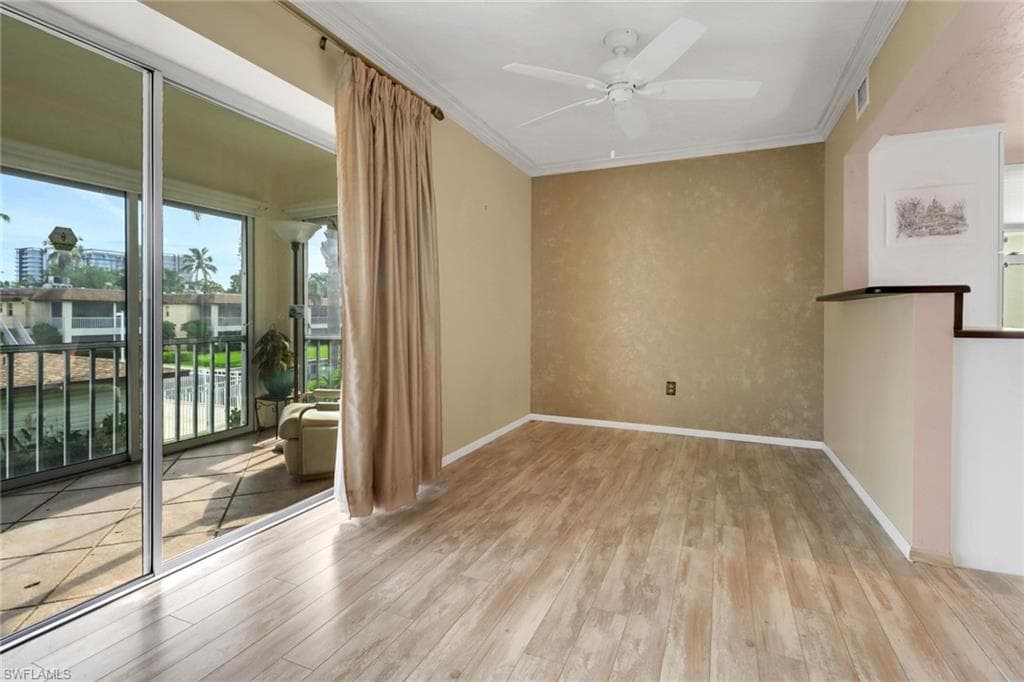 1155 Sandpiper St D4, Naples, FL 34102-30