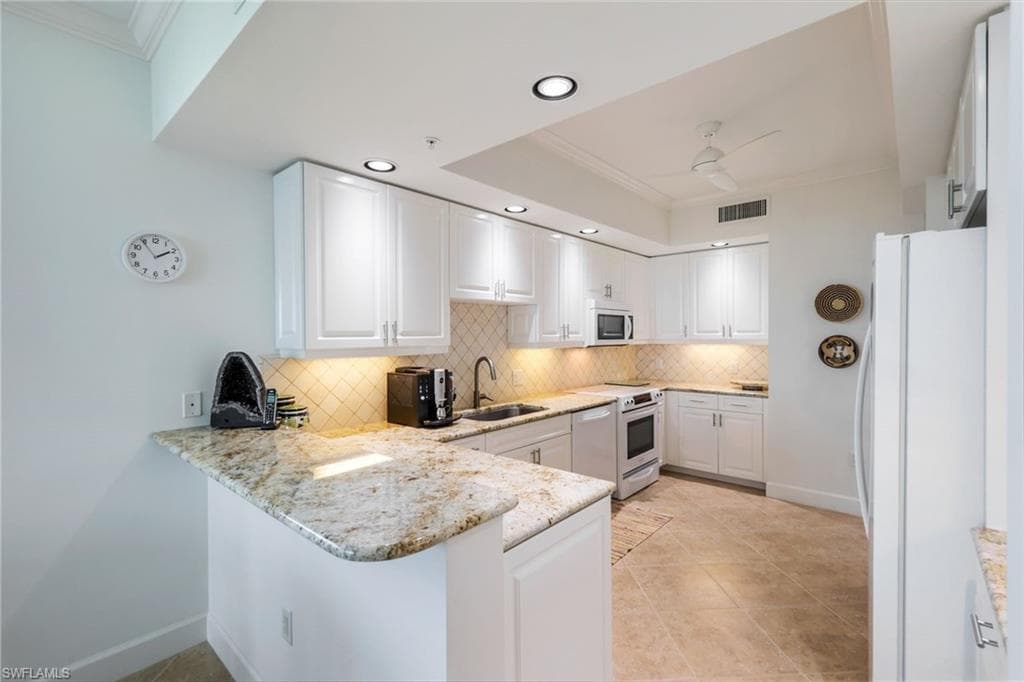 315 Dunes Blvd 1006, Naples, FL 34110-9