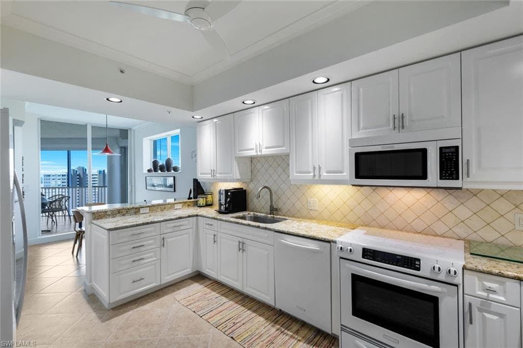 315 Dunes Blvd 1006, Naples, FL 34110-11