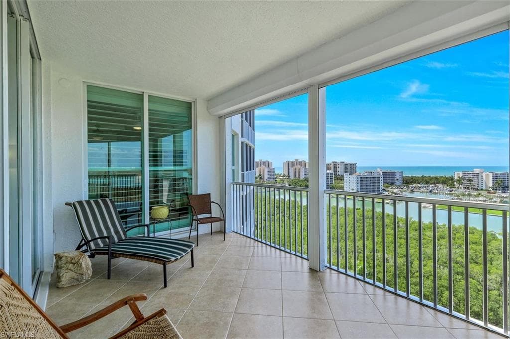 315 Dunes Blvd 1006, Naples, FL 34110-23