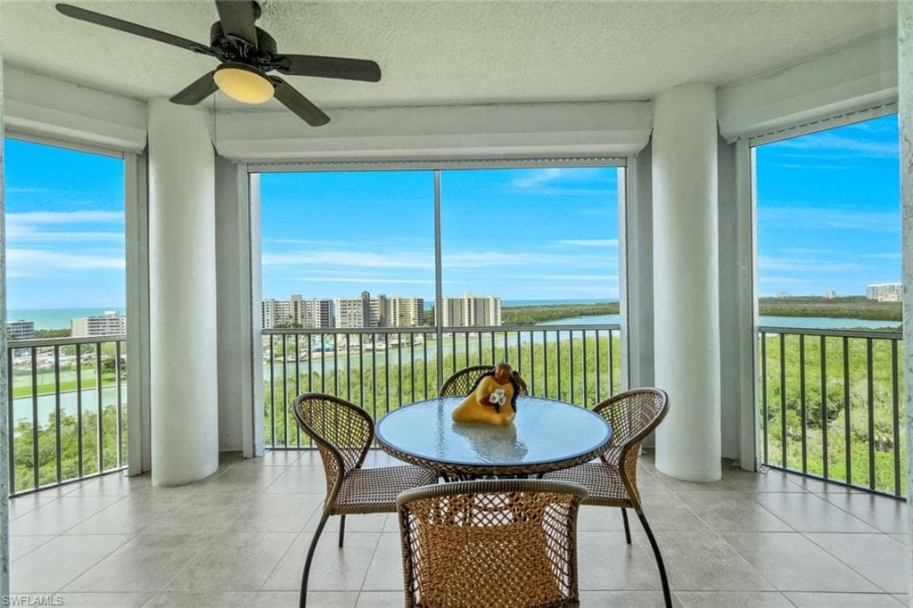 315 Dunes Blvd 1006, Naples, FL 34110-25