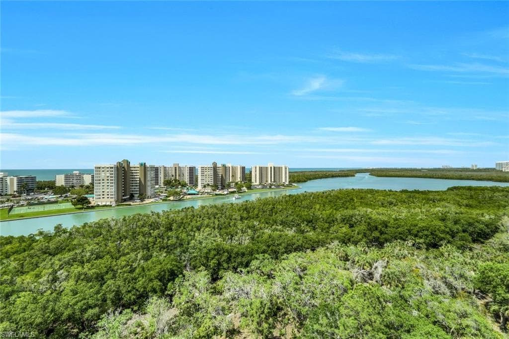 315 Dunes Blvd 1006, Naples, FL 34110-26