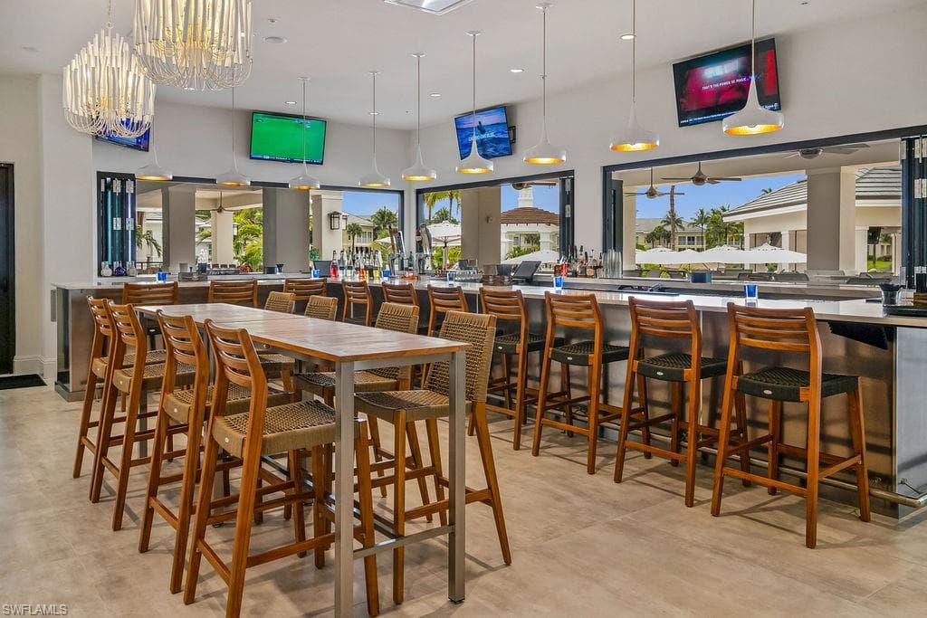315 Dunes Blvd 1006, Naples, FL 34110-35
