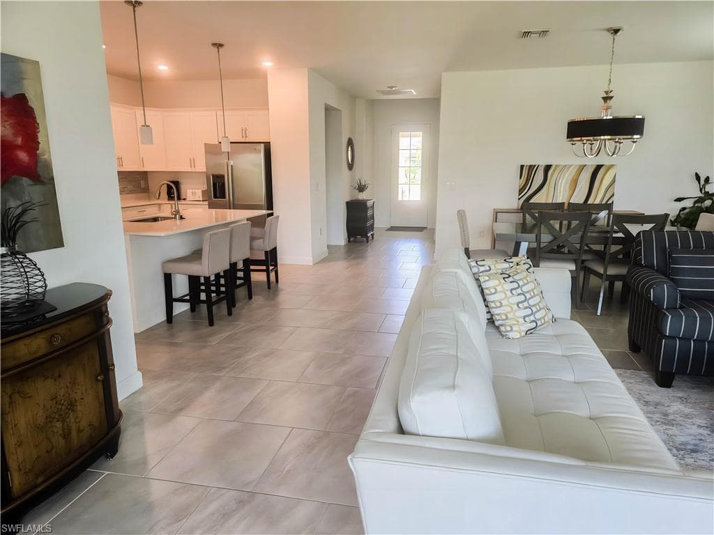 18293 Ridgeline Dr, Estero, FL 33928-15