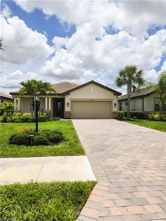18293 Ridgeline Dr, Estero, FL 33928-1
