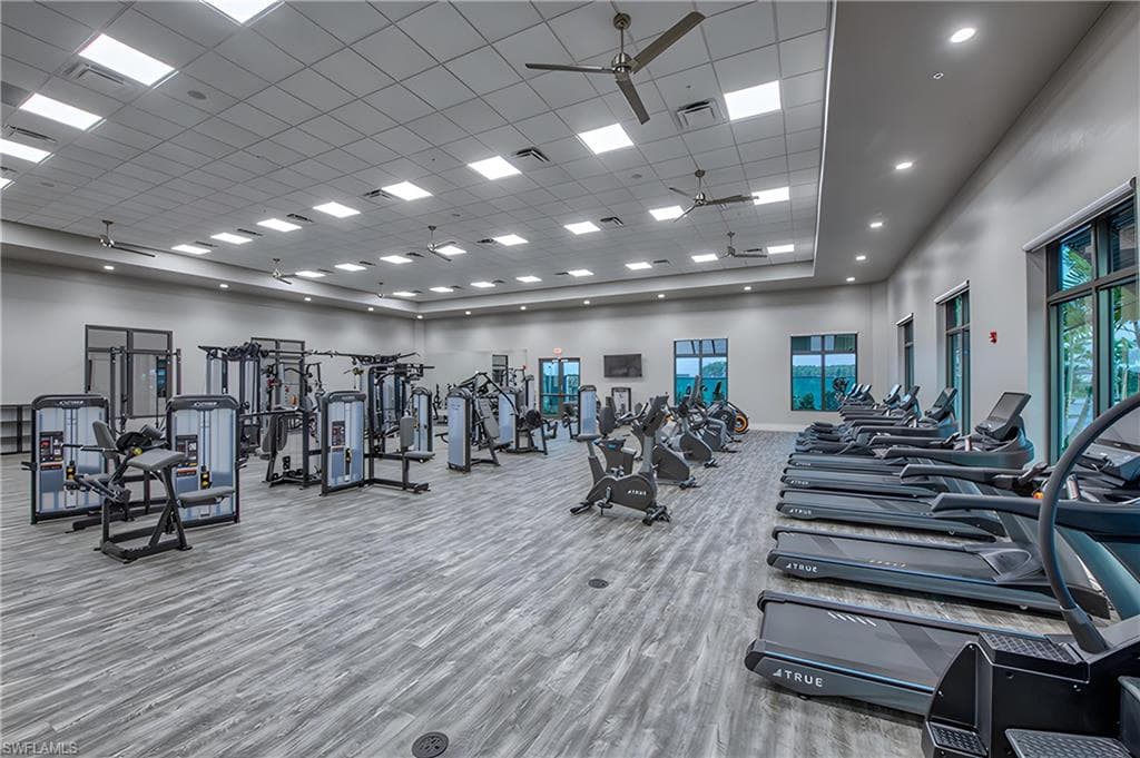 18293 Ridgeline Dr, Estero, FL 33928-28