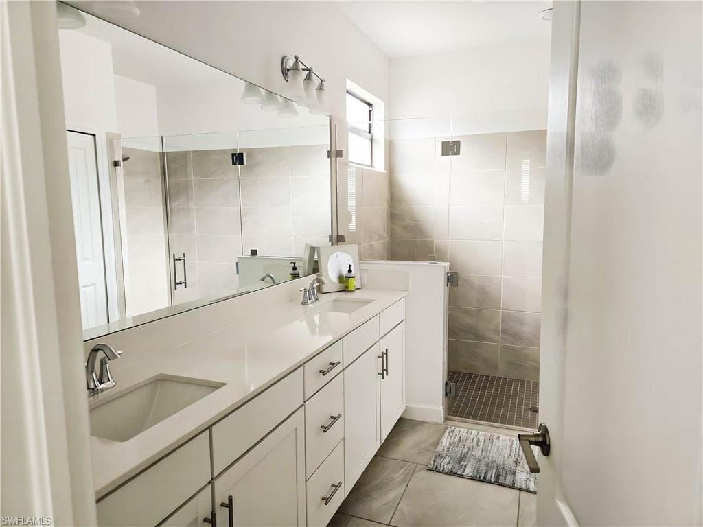 18293 Ridgeline Dr, Estero, FL 33928-6