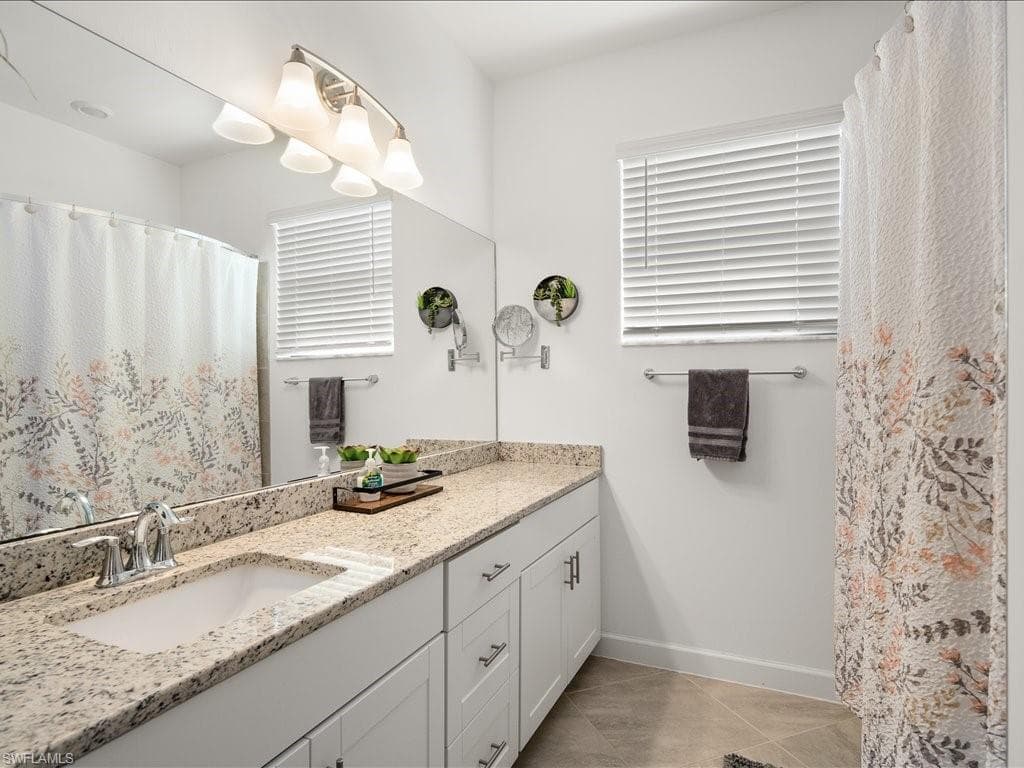 14121 Pine Lodge Ln, Fort Myers, FL 33913-22